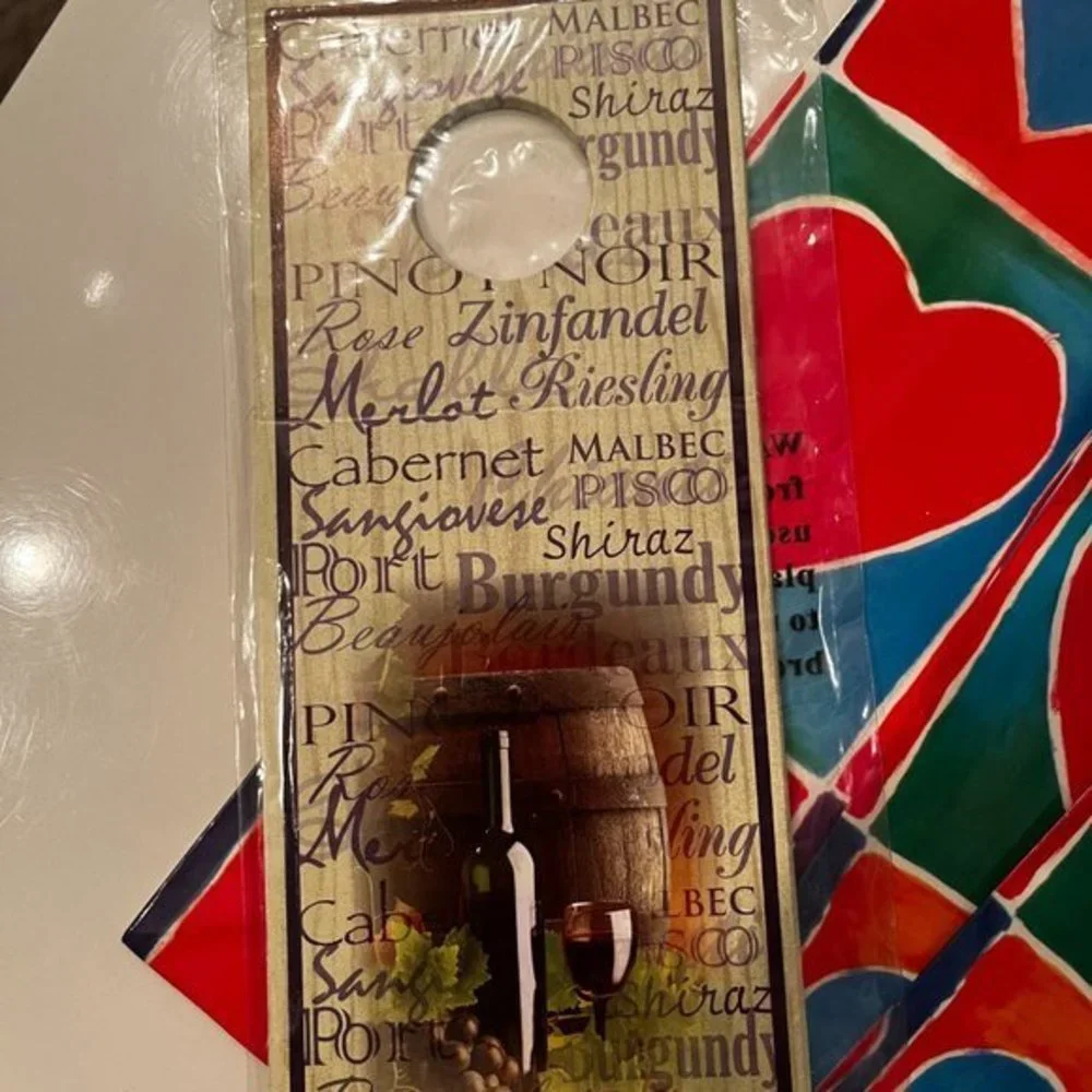 Wine Tags & Wine Bags‎ (Heart-Themed / home/x) (new)